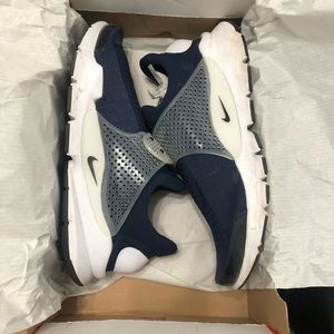 Nike sock shoes